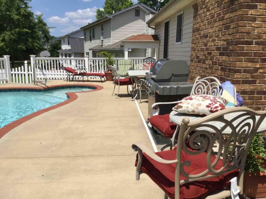 Fenton Oasis Apartment Luaran gambar