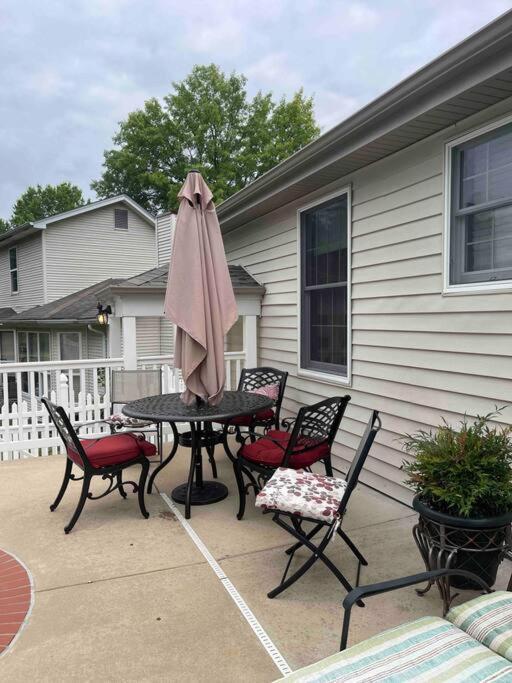 Fenton Oasis Apartment Luaran gambar
