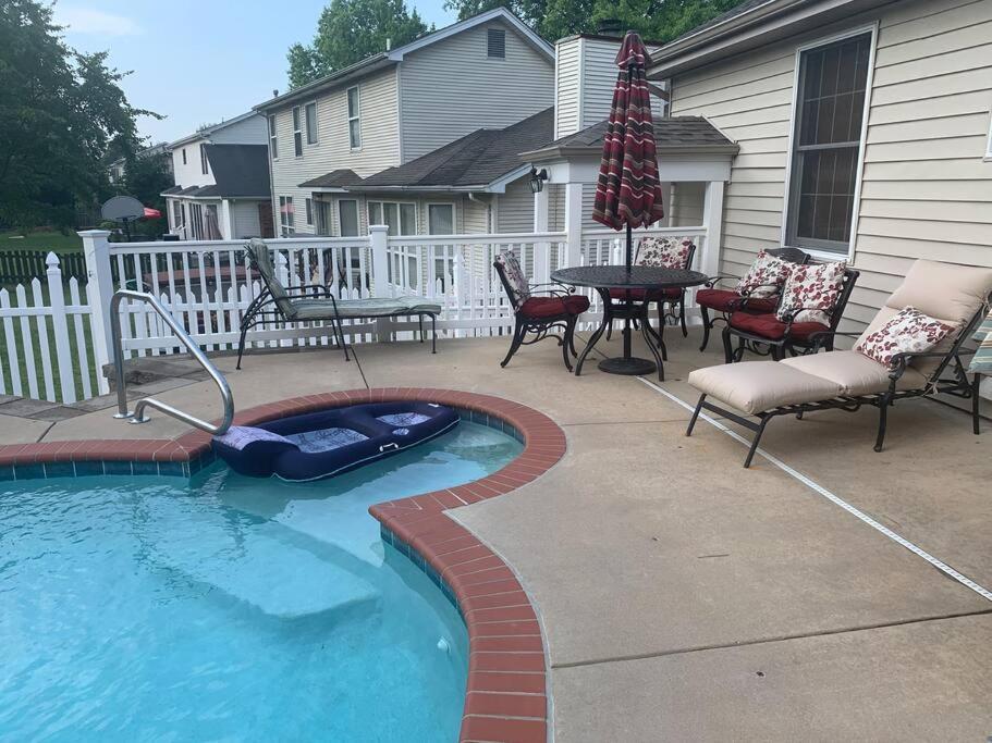 Fenton Oasis Apartment Luaran gambar