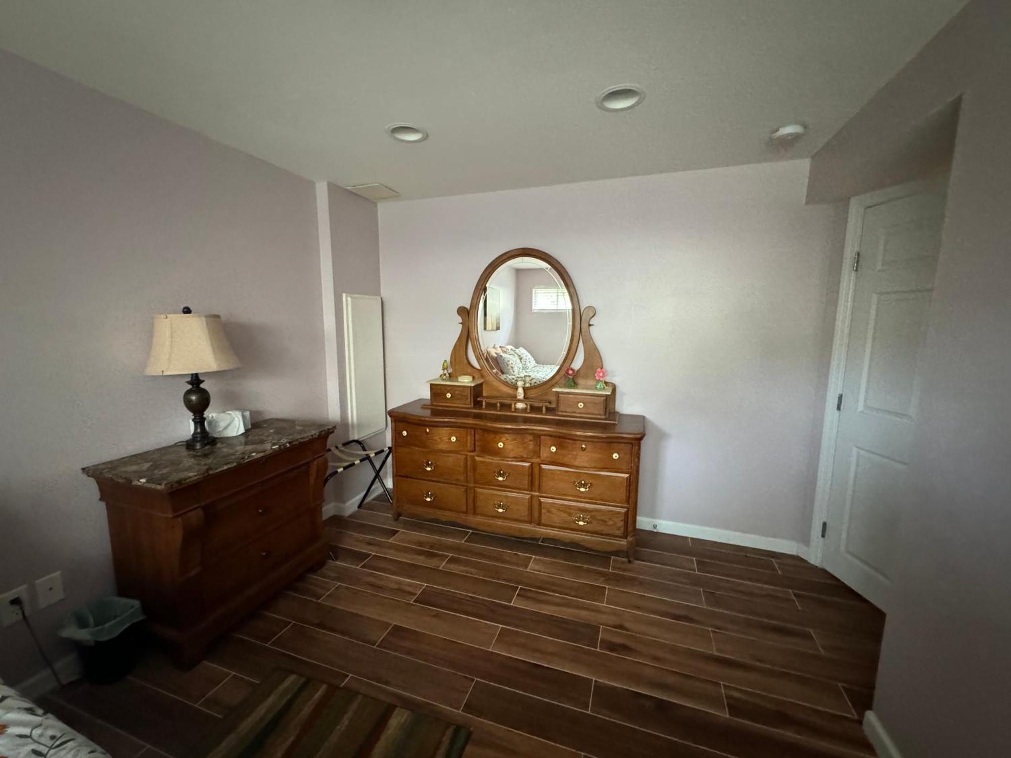 Fenton Oasis Apartment Luaran gambar